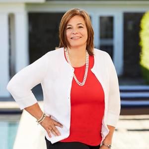 Meet your Posher, Letticia